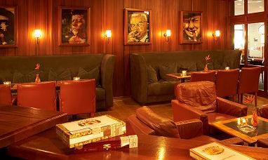 Van der Valk Hotel Melle-Osnabrück: Bar/Salon