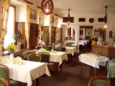 Flair Hotel Grüner Baum: 레스토랑