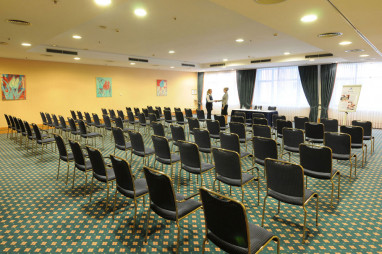 Maritim Hotel Magdeburg: Sala de conferências
