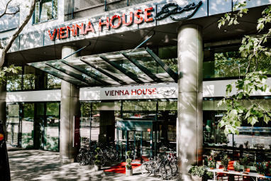 Vienna House Easy by Wyndham Berlin Prenzlauer Berg: Vista esterna