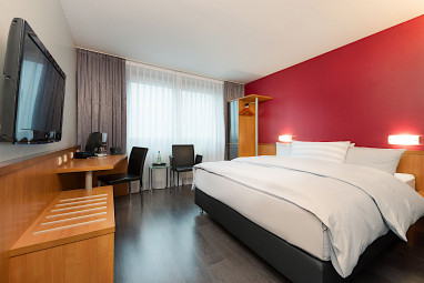 Hotel Wolfsburg Centrum affiliated by Meliá: Room