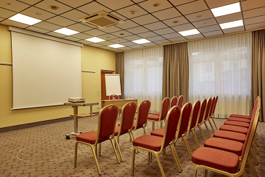 H+ Hotel Darmstadt: 회의실