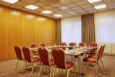 H+ Hotel Darmstadt: Sala de conferências