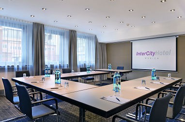 IntercityHotel München: Toplantı Odası