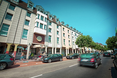 President Hotel Bonn: Вид снаружи