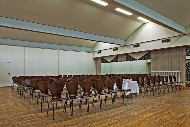 President Hotel Bonn: конференц-зал