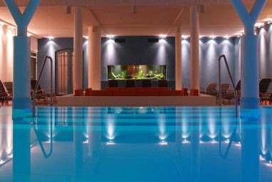 HOTEL & SPA Sommerfeld: 泳池