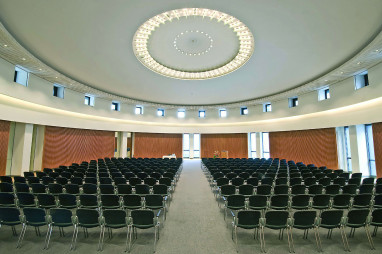 Maritim Hotel und Congresszentrum Ulm: конференц-зал