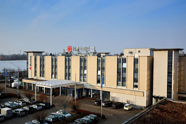 H4 Hotel Leipzig: Vista esterna