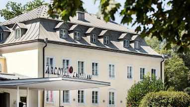ARCOTEL Castellani Salzburg: Vista externa