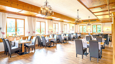 Das Wiesgauer-Alpenhotel Inzell: 餐厅