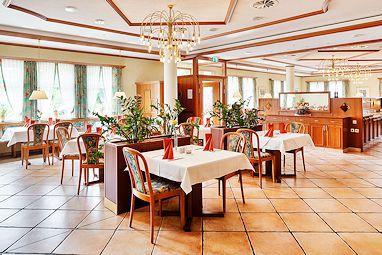 Colombus Hotel: レストラン