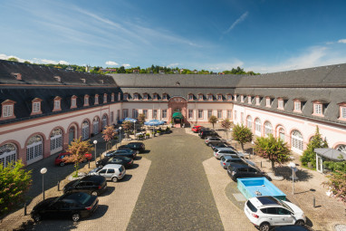 Schlosshotel Weilburg: Exterior View