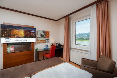 Trans World Hotel Donauwelle Linz: Quarto