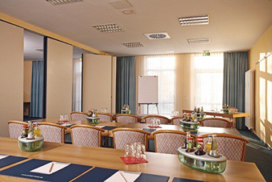 IBB Hotel Passau Süd: конференц-зал