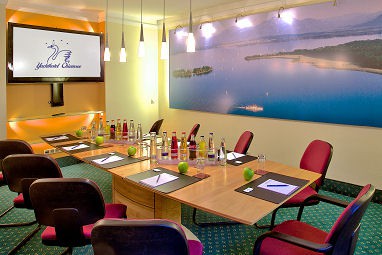 Yachthotel Chiemsee GmbH: конференц-зал
