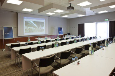 Novotel Zürich City-West: конференц-зал