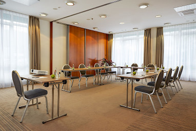 H+ Hotel Stuttgart Herrenberg: Sala de conferências