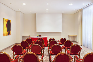 Holiday Inn Nürnberg City Centre: Toplantı Odası