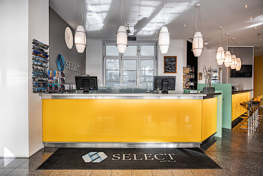 Select Hotel Berlin Checkpoint Charlie: 로비