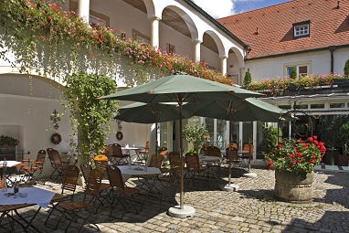 Schlosshotel Neufahrn: 其他