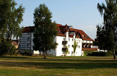 Adler Golf- und Tagungshotel: Widok z zewnątrz