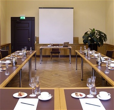 Schloss & Gut Liebenberg : Toplantı Odası