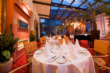 Göbel´s Schlosshotel ´´Prinz von Hessen´´: Ресторан