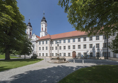 Kloster Irsee Tagungs-, Bildungs- und Kulturzentrum: Dış Görünüm