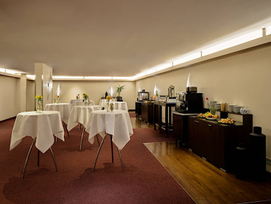 Flemings Hotel Wien-Stadthalle: 酒吧/休息室