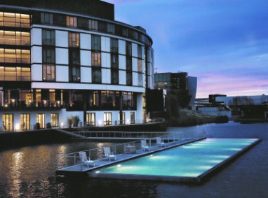 The Ritz-Carlton, Wolfsburg: Vista externa