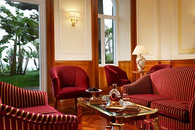 Royal Hotel Sanremo: 酒吧/休息室