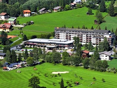 Hotel CESTA GRAND Aktivhotel & Spa: Vista esterna