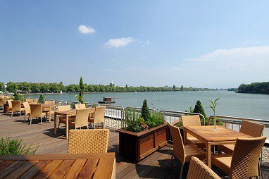 Courtyard by Marriott Hannover Maschsee: 외관 전경