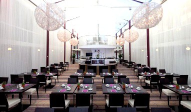 BEST WESTERN PLUS Hotel Fellbach-Stuttgart: Restoran