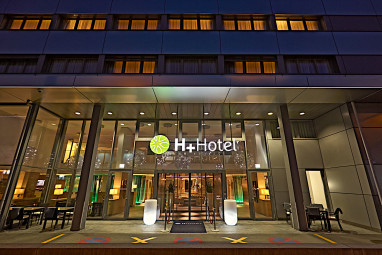 H+ Hotel Zürich: Widok z zewnątrz