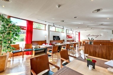 Das Wildeck Hotel Restaurant: レストラン