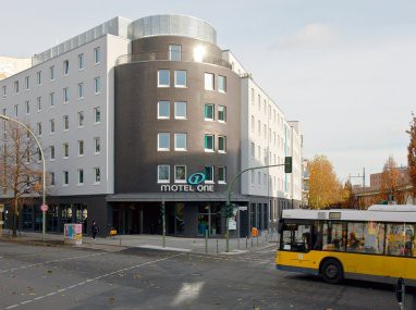 Motel One Berlin-Bellevue: Vue extérieure