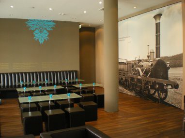 Motel One Nürnberg City: バー/ラウンジ