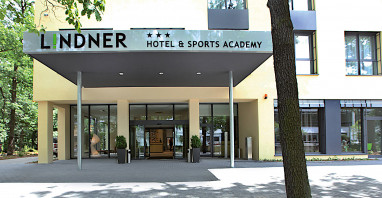 Lindner Hotel Frankfurt Sportpark - part of JdV by Hyatt: Vista esterna