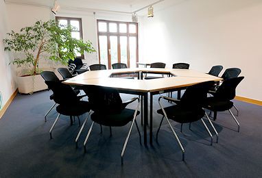 Tagungs- und Bildungszentrum Steinbach: Toplantı Odası