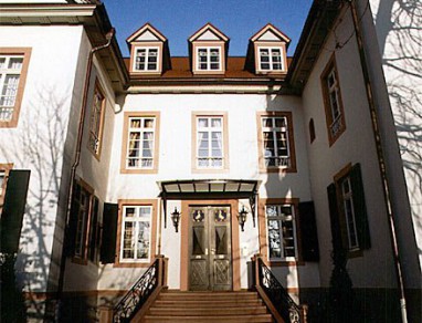 Hotel Herrenhaus von Löw: Vista esterna