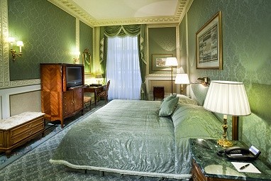 Grand Hotel Wien: Номер