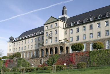 Kardinal Schulte Haus: Вид снаружи