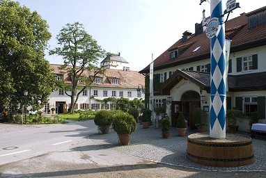 Brauereigasthof Hotel Aying: 외관 전경