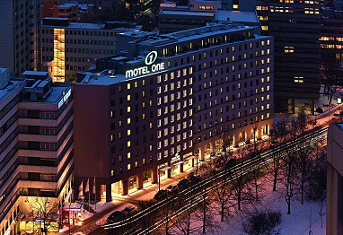 Motel One Berlin-Tiergarten: Exterior View