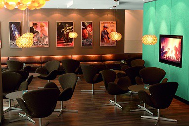 Motel One Berlin-Tiergarten: 酒吧/休息室