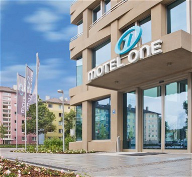 Motel One München-City-Süd : Widok z zewnątrz