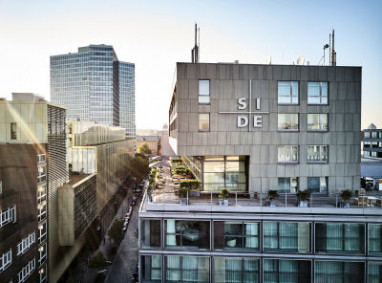 SIDE Design Hotel: 外景视图