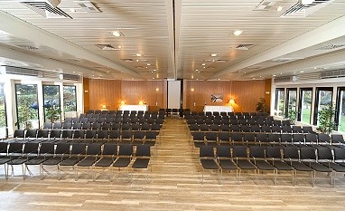 Strandhotel Weissenhäuser Strand: Sala de conferências